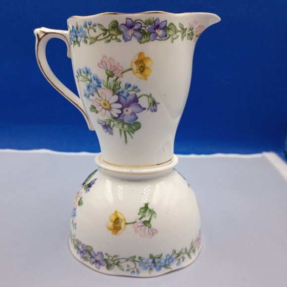 Roslyn Garland Creamer & Sugar Vintage Bone China 1940s England - Picture 2 of 8